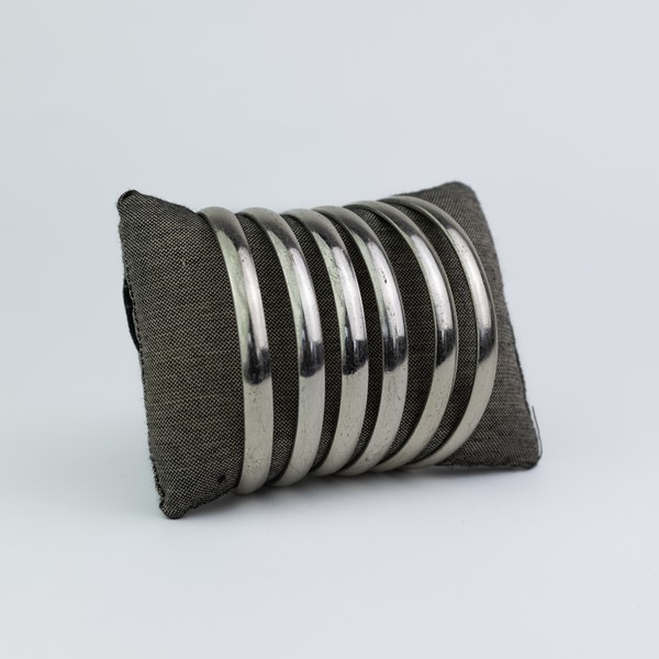 Kiss Cuff S/6 31135
